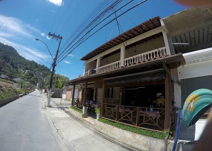 Le Monde Hostel - Suites e Camas